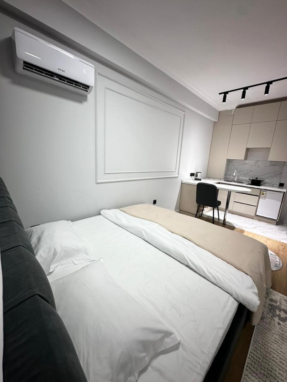 Апарт-Отель Amz Almaty Ngoại thất bức ảnh