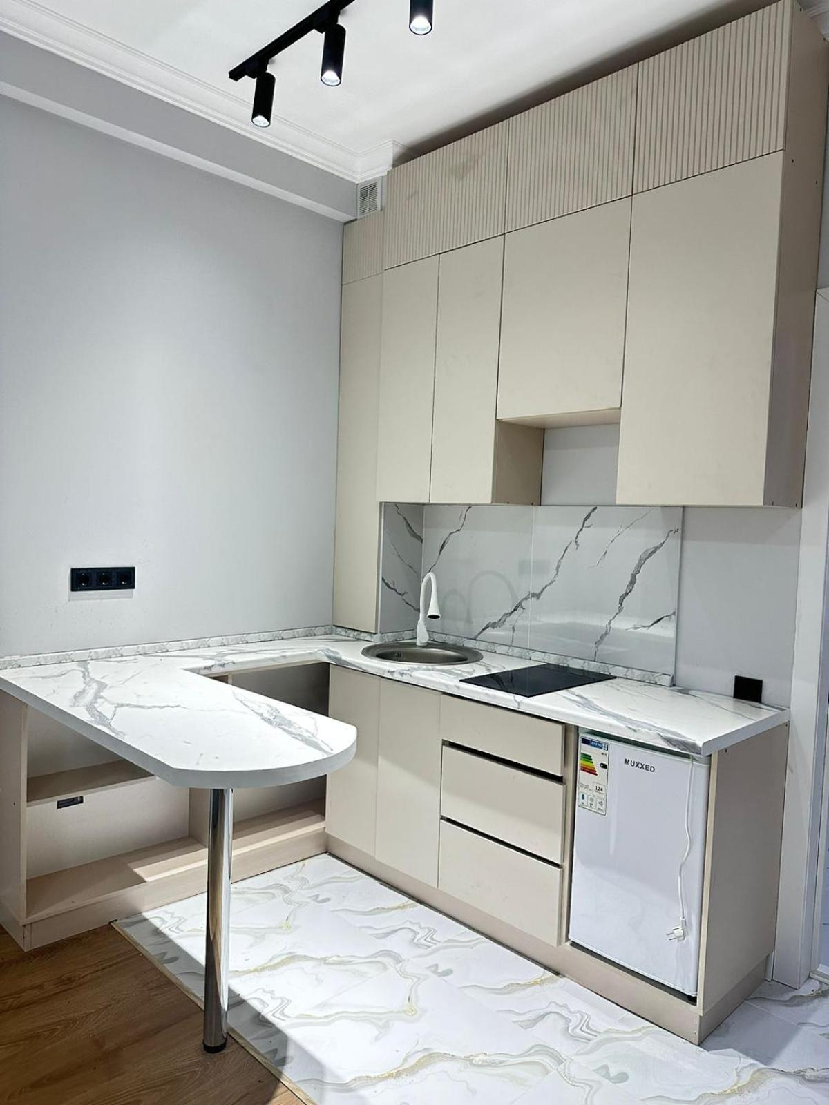 Апарт-Отель Amz Almaty Ngoại thất bức ảnh