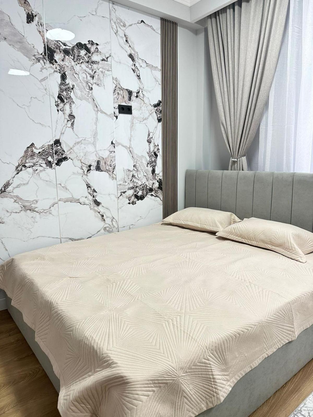 Апарт-Отель Amz Almaty Ngoại thất bức ảnh